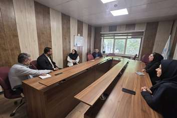 بررسی مشکلات حوزه آموزش در جلسه با حضور مسئولان بیمارستان
